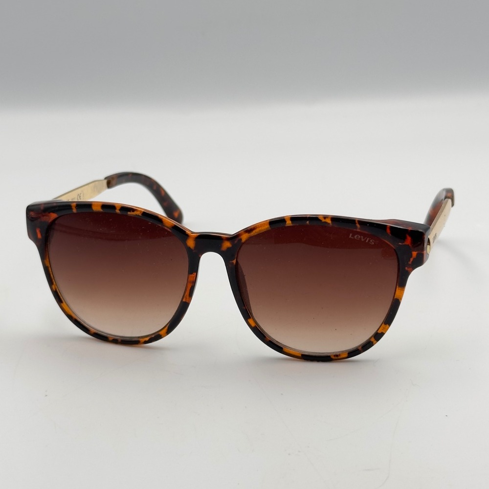 Levis LEV104W Tortoise Shell Sunglasses Gold Temples Gradient Lens 55-16-140